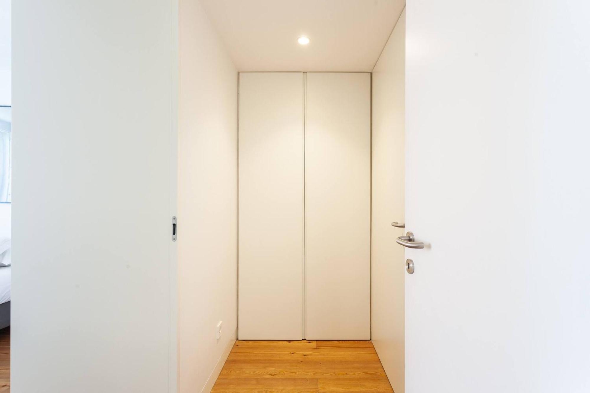 My Lx Flat Graca Lighting Design Apartment Lisbon Exterior photo